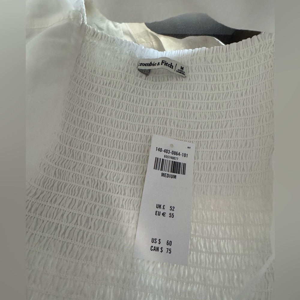 NWT Abercrombie & Fitch size medium blouse - Picture 4 of 5